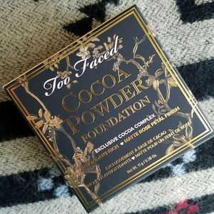 Too Faced Light Golden Cocoa Foundation Powder